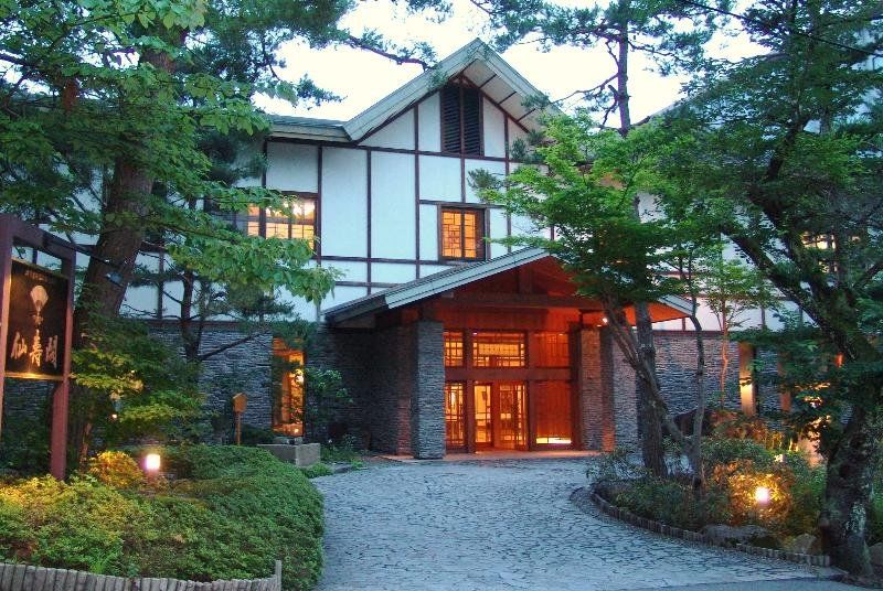 Senjukaku Hotel Yamanouchi  Buitenkant foto