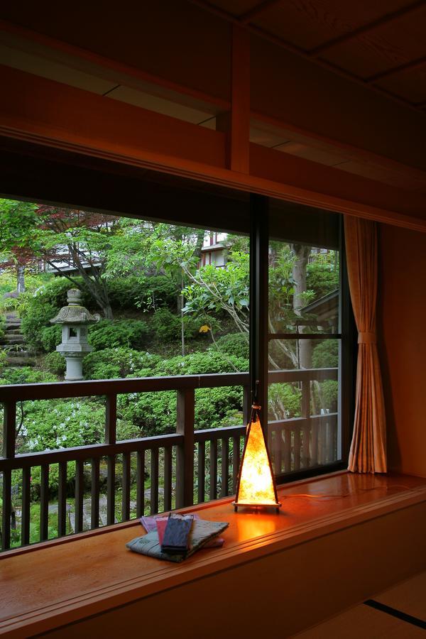 Senjukaku Hotel Yamanouchi  Buitenkant foto