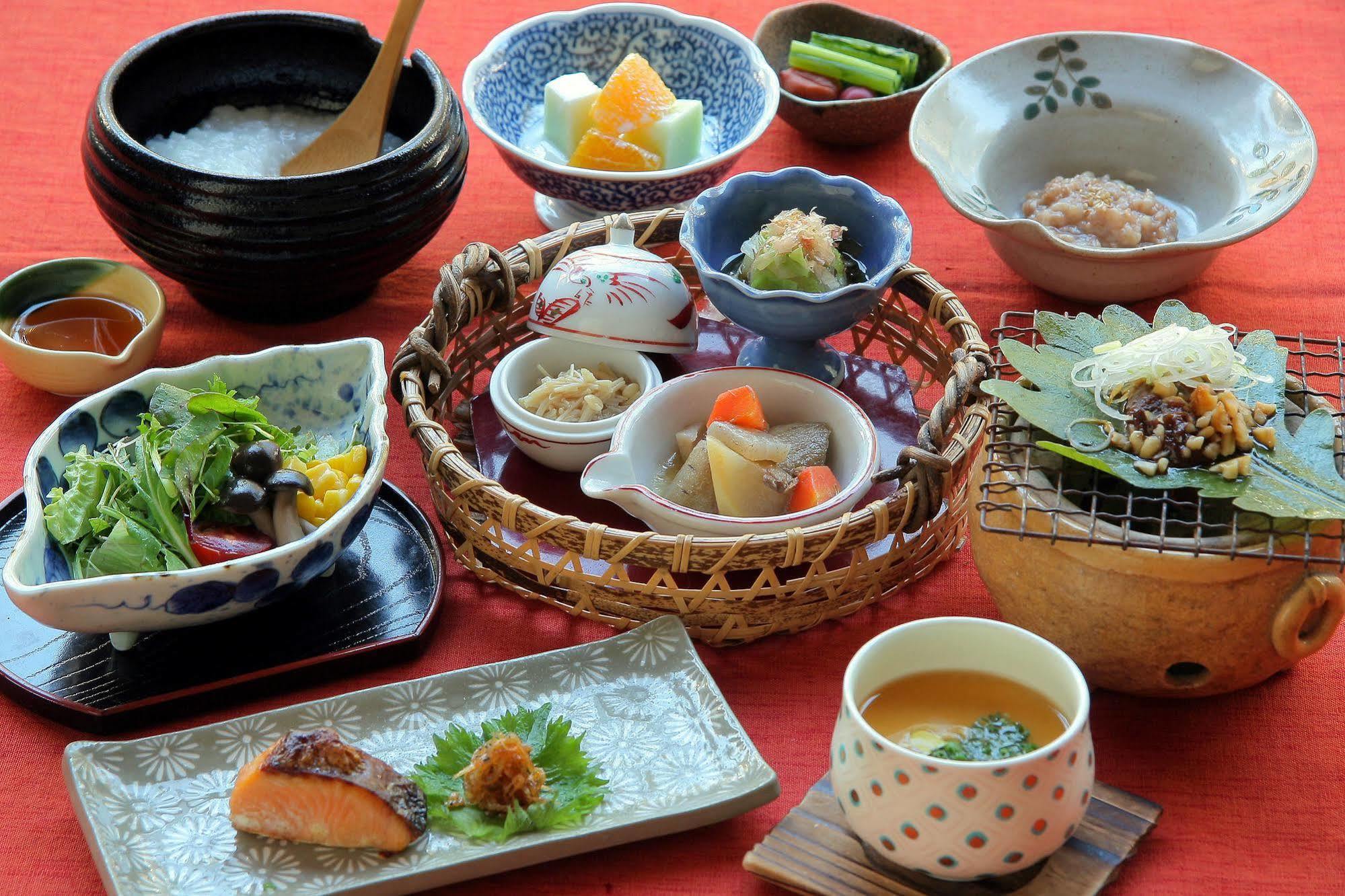 Senjukaku Hotel Yamanouchi  Buitenkant foto