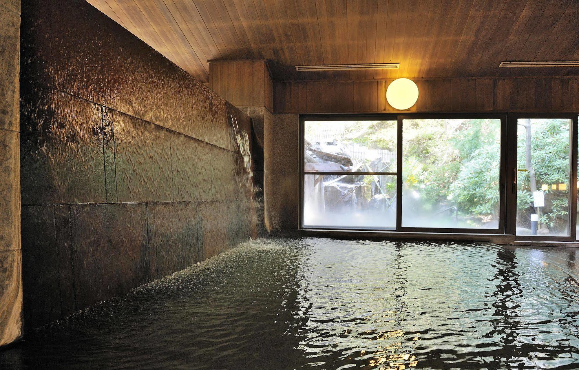 Senjukaku Hotel Yamanouchi  Buitenkant foto